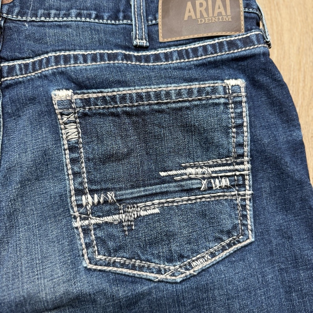 Ariat Men's M4 Legacy Stretch Relaxed Boot Cut Jeans Size 44x30 Rodeo Work - Picture 5 of 6